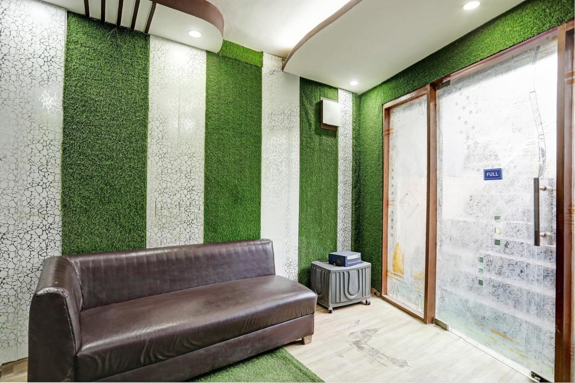 Hotel O All In One Hotel Ghaziabad Exterior photo